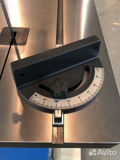 Ленточнопильный станок по дереву intro WBS 600