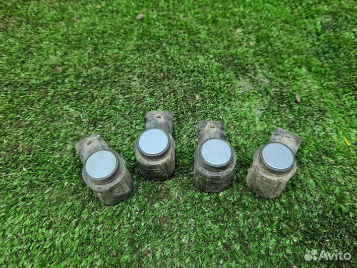 Датчик парктроника парктронник задний 1S0919275C