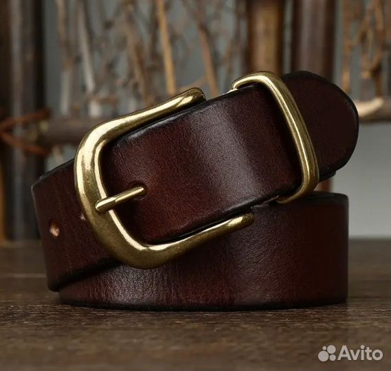 Мужской кожаный ремень коричневый