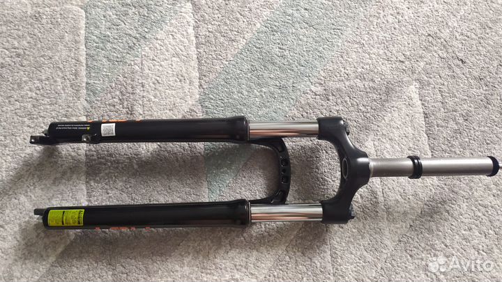 Вилка SR Suntour новая