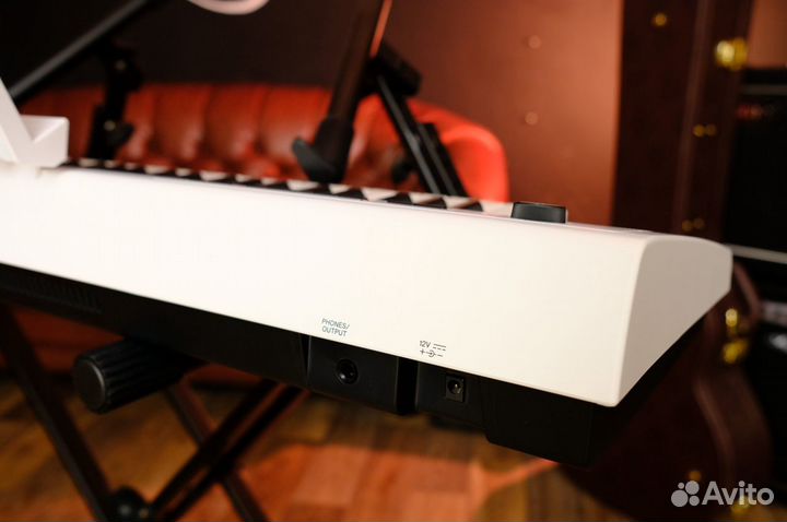 Цифровое Пианино Yamaha + Комплект