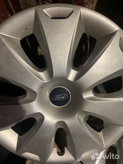 Колпаки на колеса r 16 ford