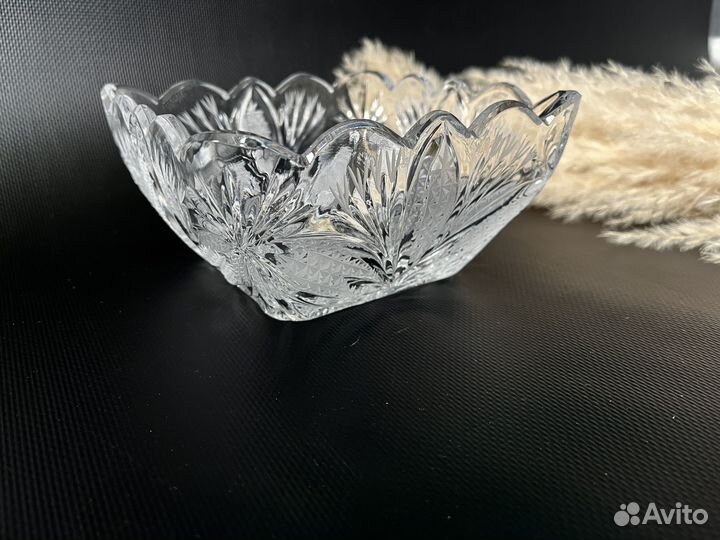 Новый хрустальный салатник