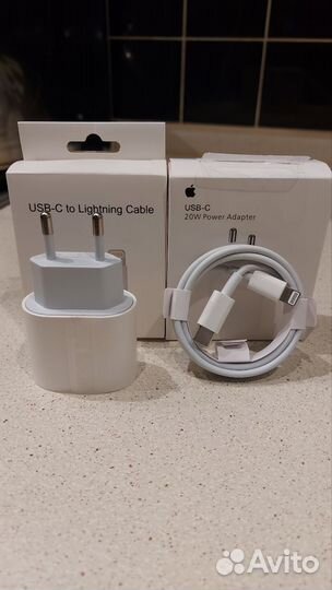 Быстрая зарядка для iPhone 20 W