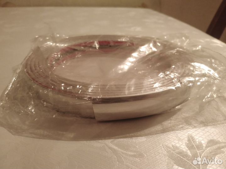 Наклейки для авто