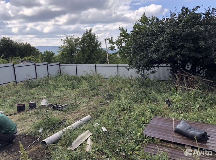 Уборка участка, спил деревьев, покос травы, вывоз