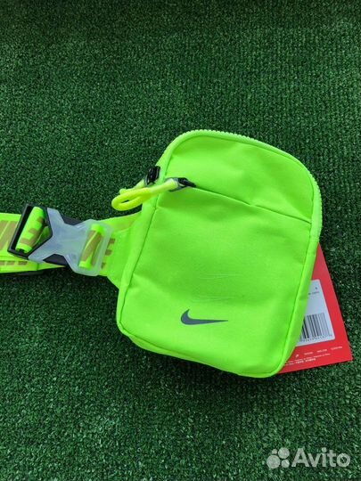 Сумка Nike через плечо