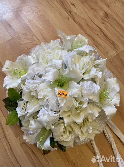 Украшения на автомобиль