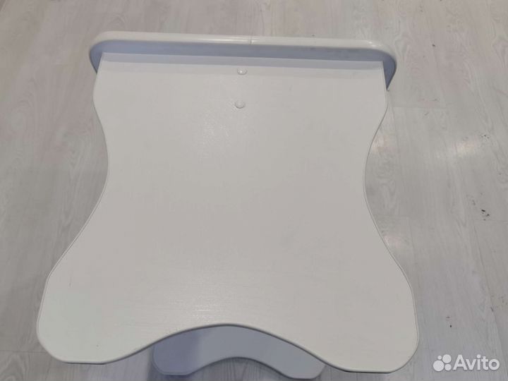 Детский стол и стул