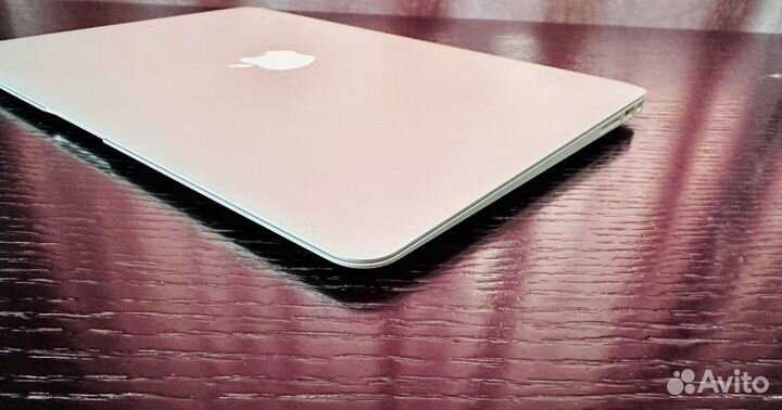 Apple MacBook Air 13 2011