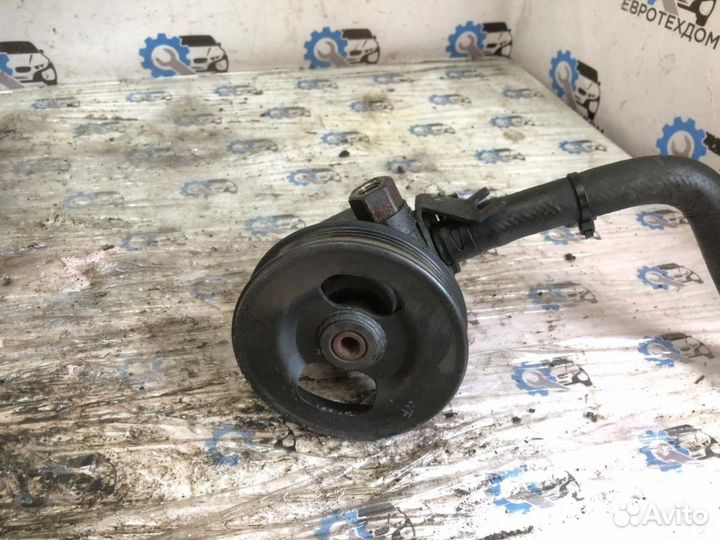 Насос гур передний Kia Carnival J3 2004