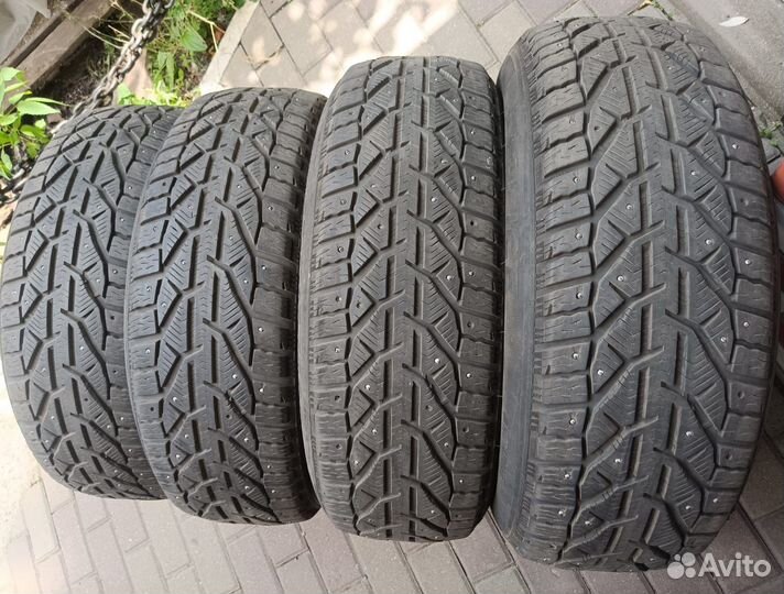 Tigar SUV Ice 215/65 R17 103T