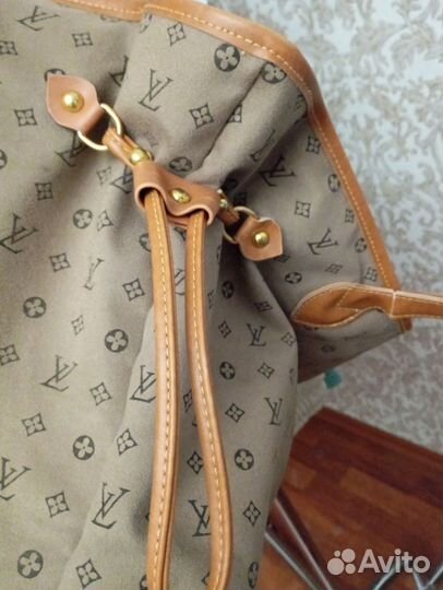 Сумки женские vuitton