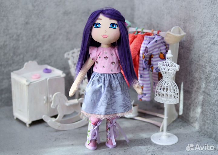 Сумка-домик с куколкой и комплектом одежды