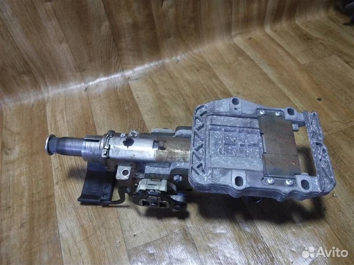 Колонка рулевая Volkswagen Passat B5 2000-2005