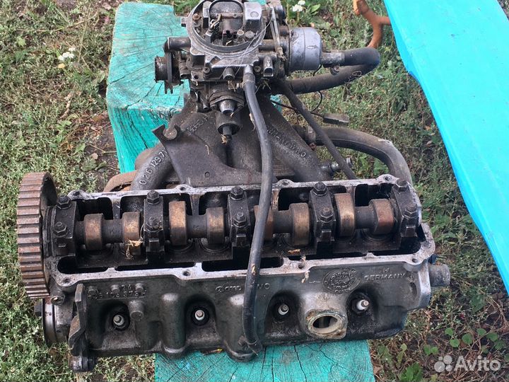 Головка блока цилиндров ) Audi 100 (44) 1986