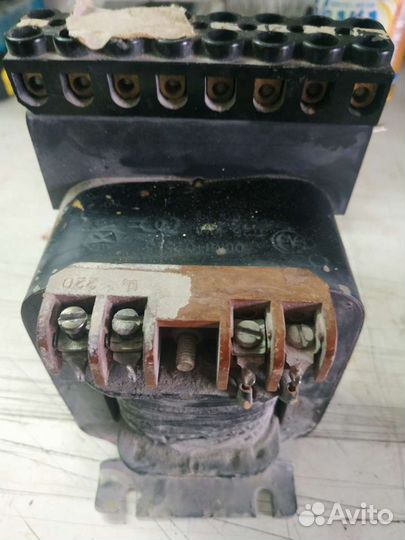 Понижающий трансформатор