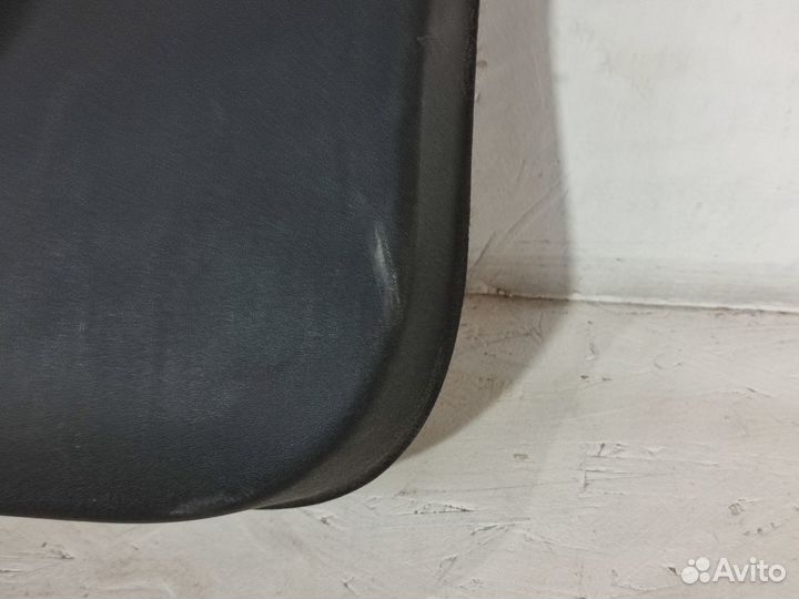 Обивка двери задка Лада Гранта Лифтбек