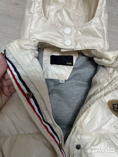 Безрукавка на девочку 128