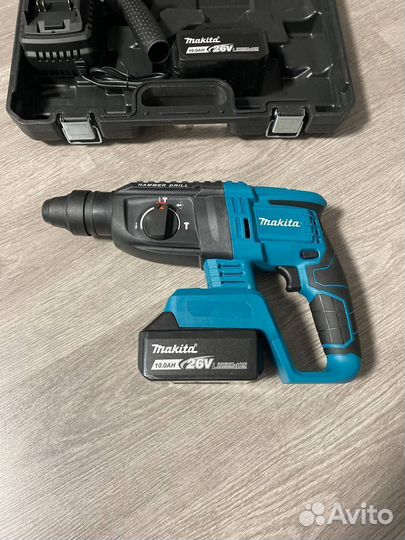 Перфоратор на аккумуляторе makita