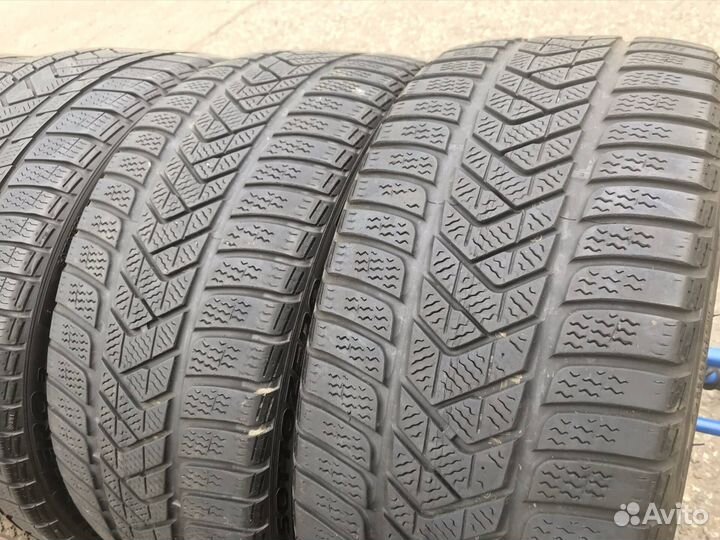 Pirelli Scorpion Winter 285/40 R21