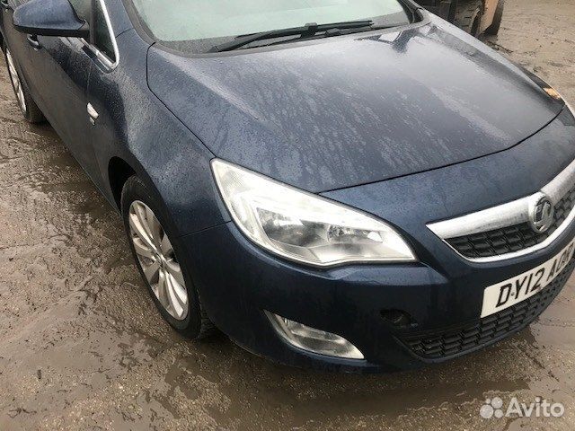 Разбор на запчасти Opel Astra J