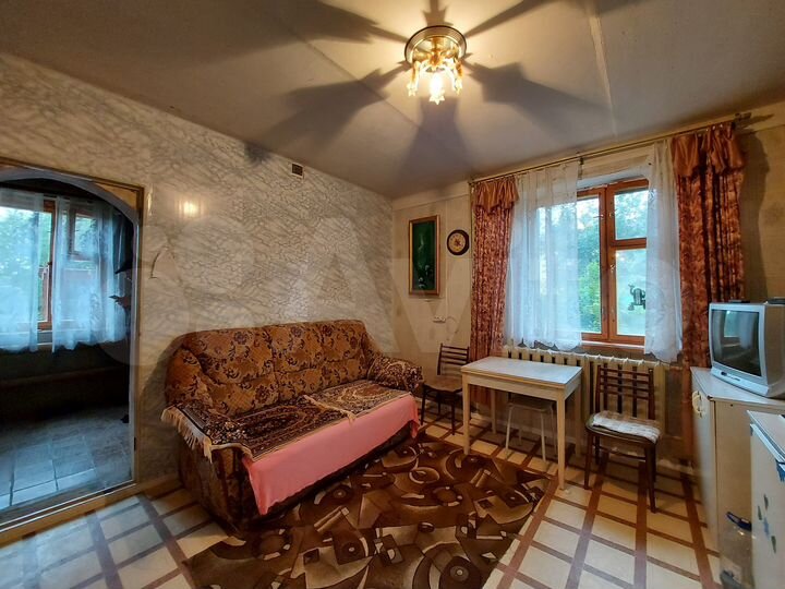 Дом 340 м² на участке 11 сот.