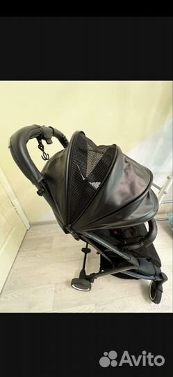 Прогулочная коляска компактная