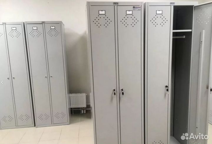 Шкаф металлический для одежды