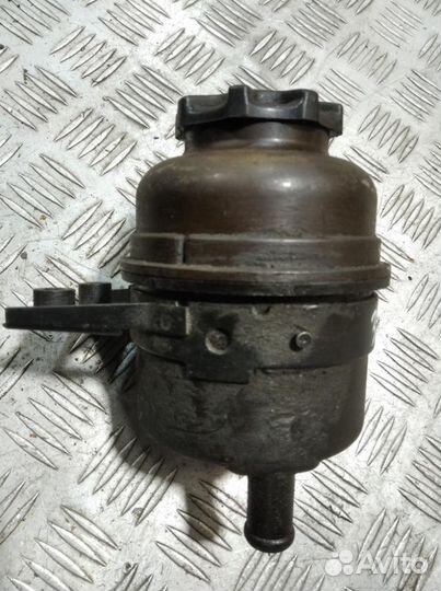 Бачок гидроусилителя Bmw 5 e34 1988-1995