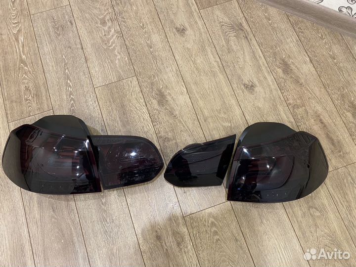 Продаю Новый комплект Задних фонарей арт. RV39llrs