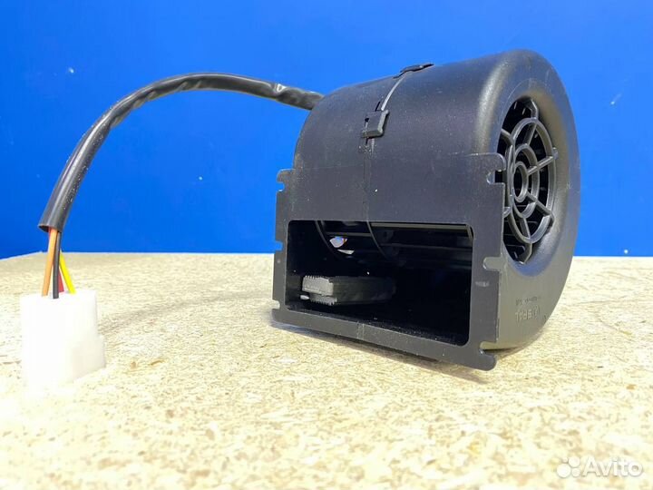 Мотор электро-отопителя салона одновальный 12V L1