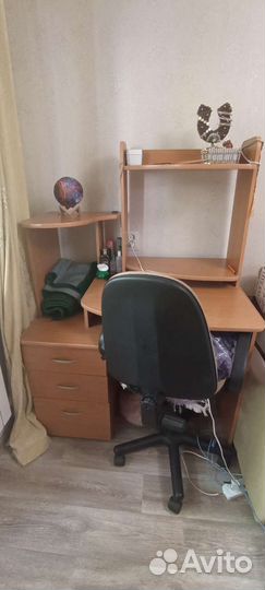 Компьютерный стол и кресло бу