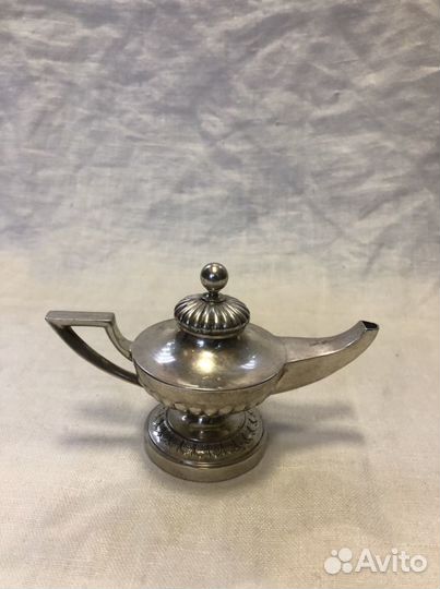 39. Зажигалка декоративна, серебро, Европа