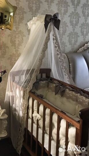 Бортики с балдахином на детскую кроватку
