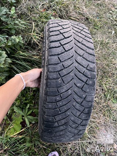 Michelin X-Ice North 4 215/60 R17 100T