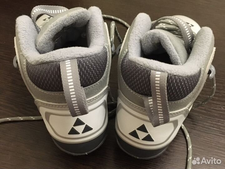 Детские лыжные ботинки Fischer, модель XC Sport