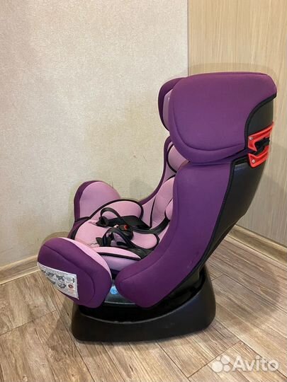 Автомобильное кресло