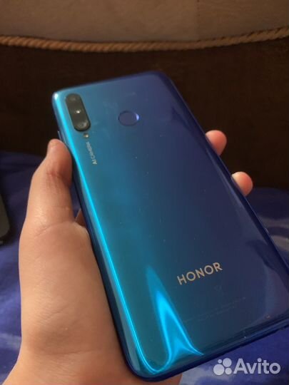 HONOR 20e, 4/64 ГБ
