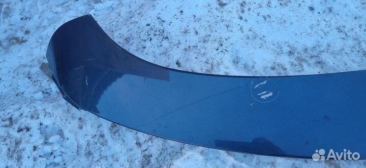 Продам спойлер mazda Axela bm