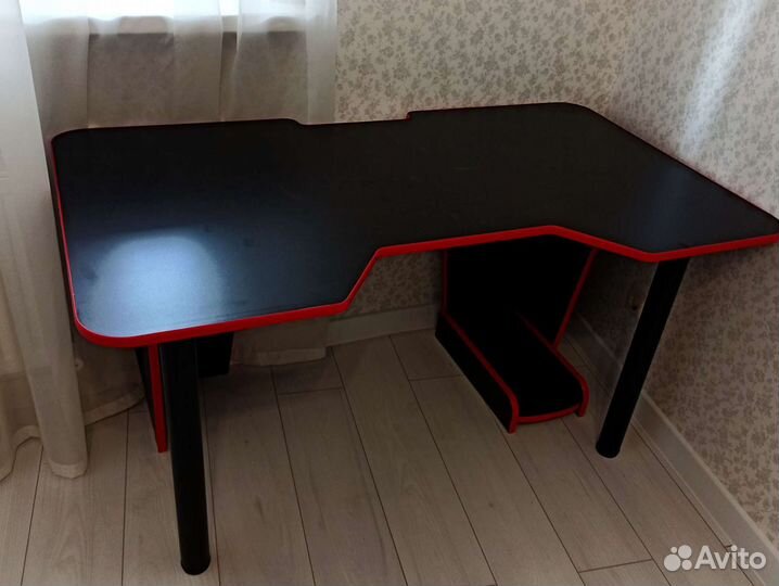 Компьютерные столы (Бесплатная доставка и сборка)