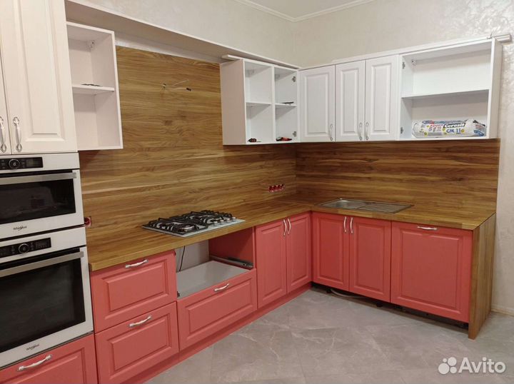 Кухня из массива на заказ