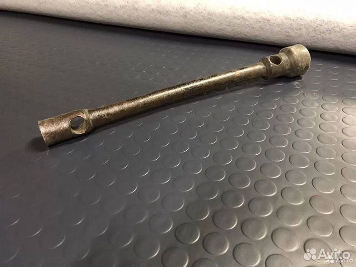 Автолин. Линолеум для транспорта. Ширина 1,85м