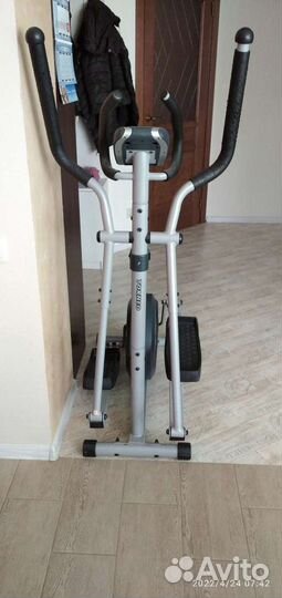 Эллиптический тренажер torneo