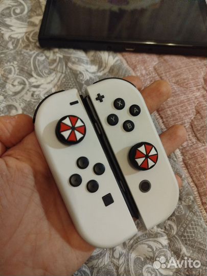 Портативная игровая приставка nintendo switch