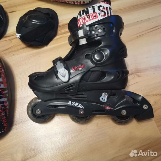 Роликовые коньки детские раздвижные с защитой