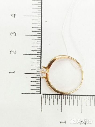 Золотое кольцо с камнем 16,5р