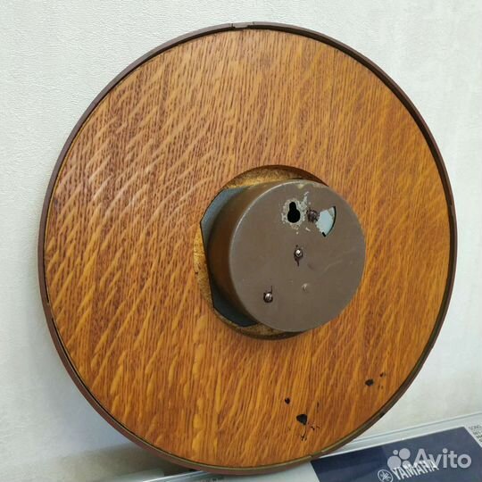 Часы настенные