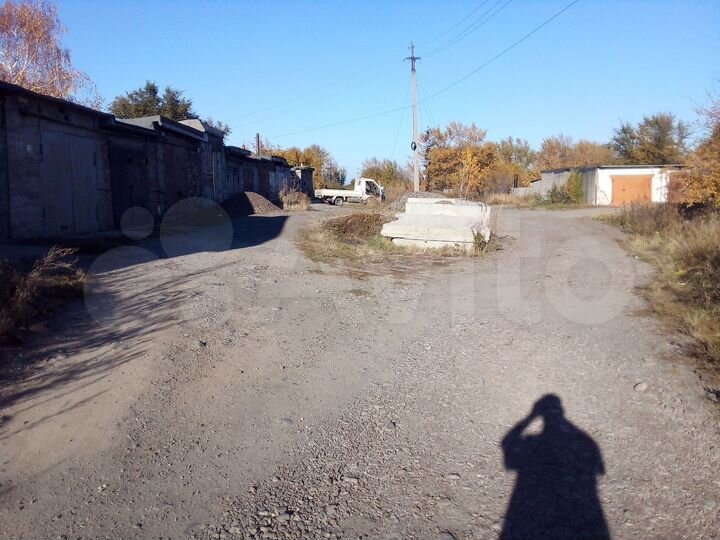 Гараж, > 30 м²