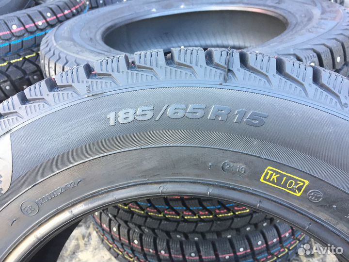 Viatti Brina Nordico V-522 185/65 R15 88T